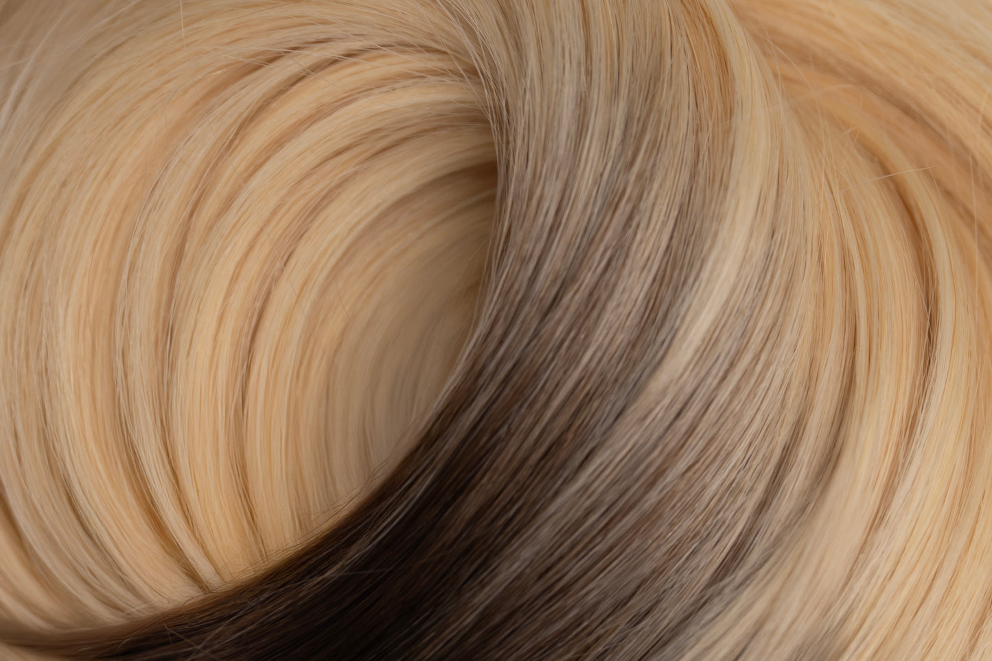 Extension Adhésive Invisible - Ombré hair T2/65