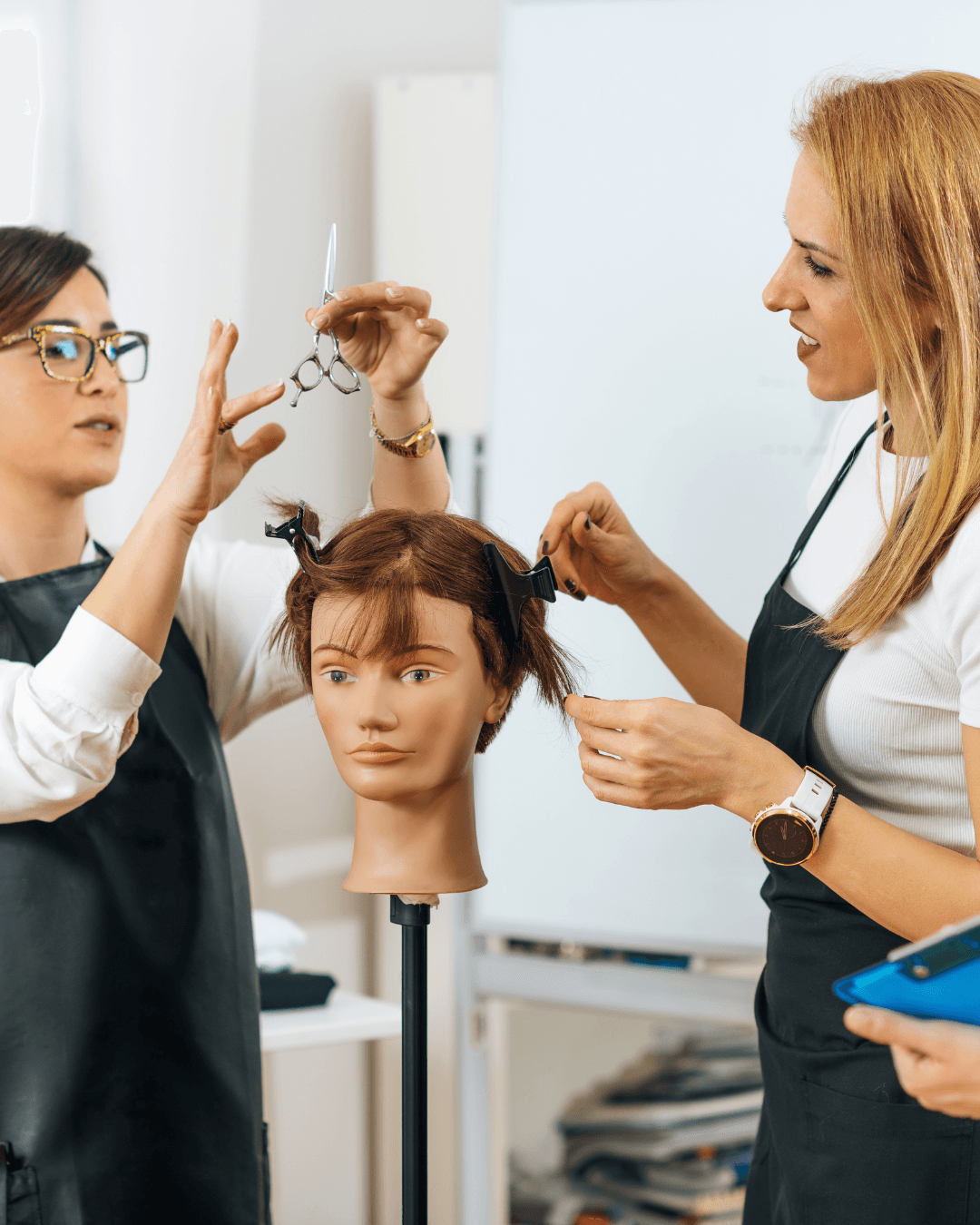 Formation coiffure avec stagiaire MLK